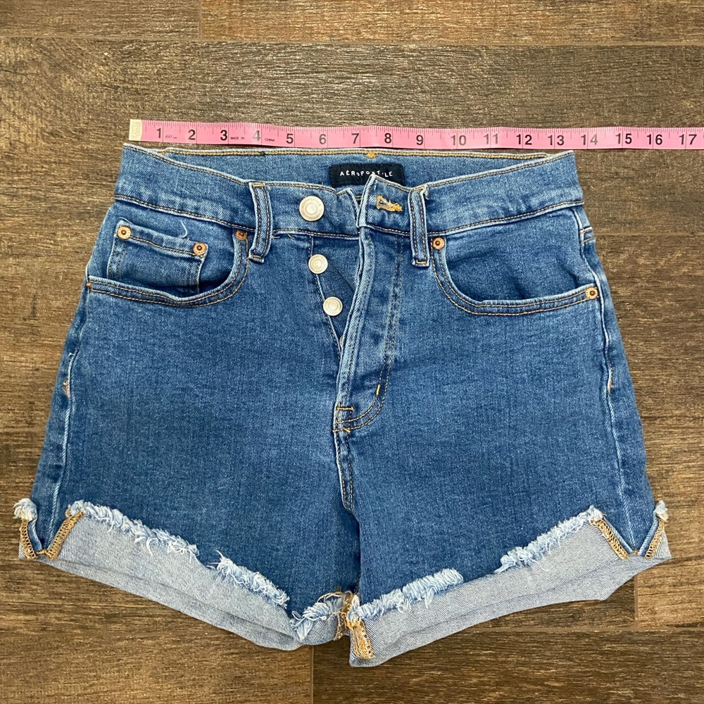 Aeropostale Mom Shorts. Size 2.